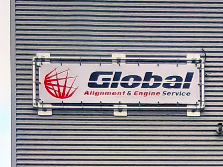 global alignment frame ontworpen door Screen Promotion