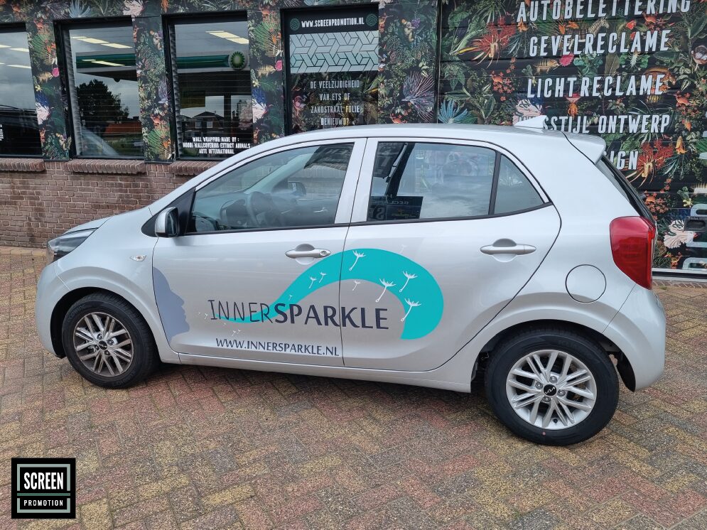 ScreenPromotion Autobelettering Personenauto Innersparkle